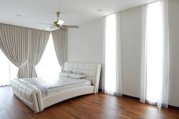 The Straits View Residences