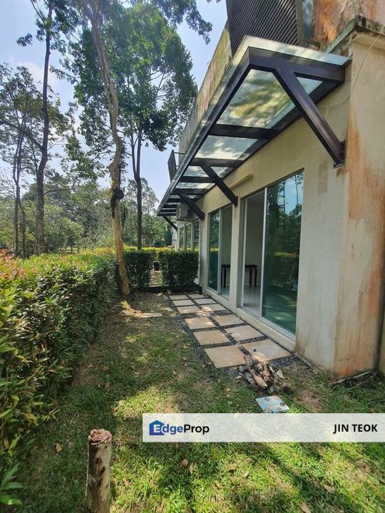 Leisure Farm Pinggiran Bayou Double Storey Townhouse, Johor, Gelang Patah