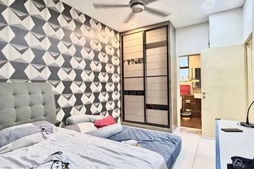 Seri Austin Luxury Apartment