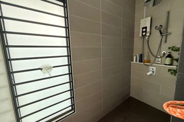 Avira Garden Terraces @ Medini