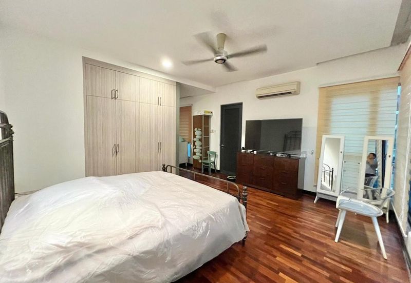 Bayou Creek, Leisure Farm