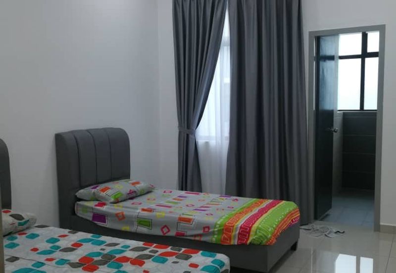 The Canal Garden North, Horizon Hills