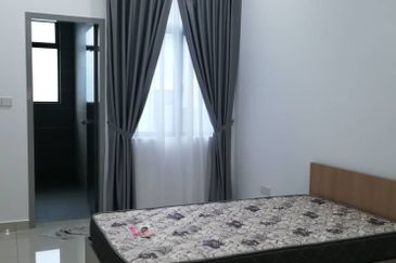 The Canal Garden North, Horizon Hills