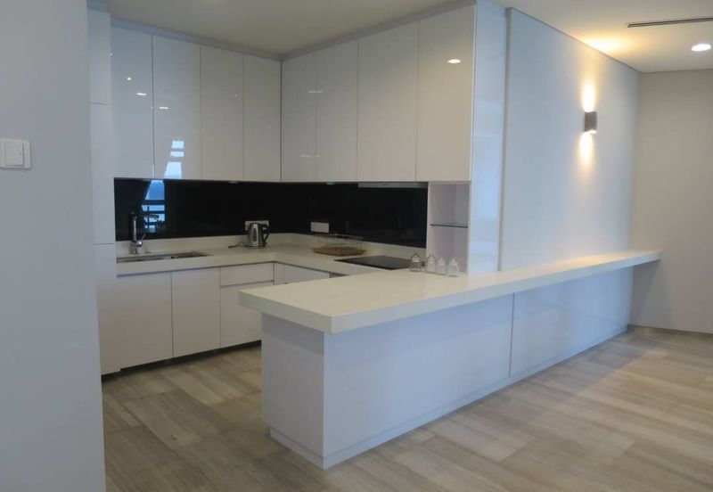 Pinetree, Puteri Harbour