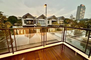 Avira Garden Terraces @ Medini