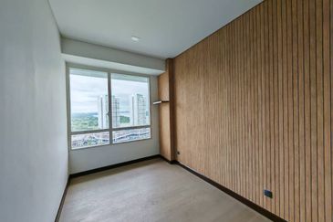 Puteri Cove Residences