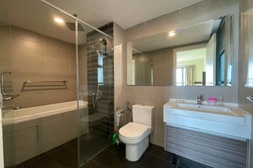 Teega Suites @ Puteri Harbour