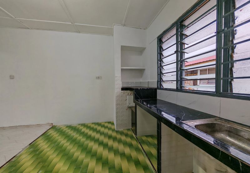 Flat Taman Ungku Tun Aminah