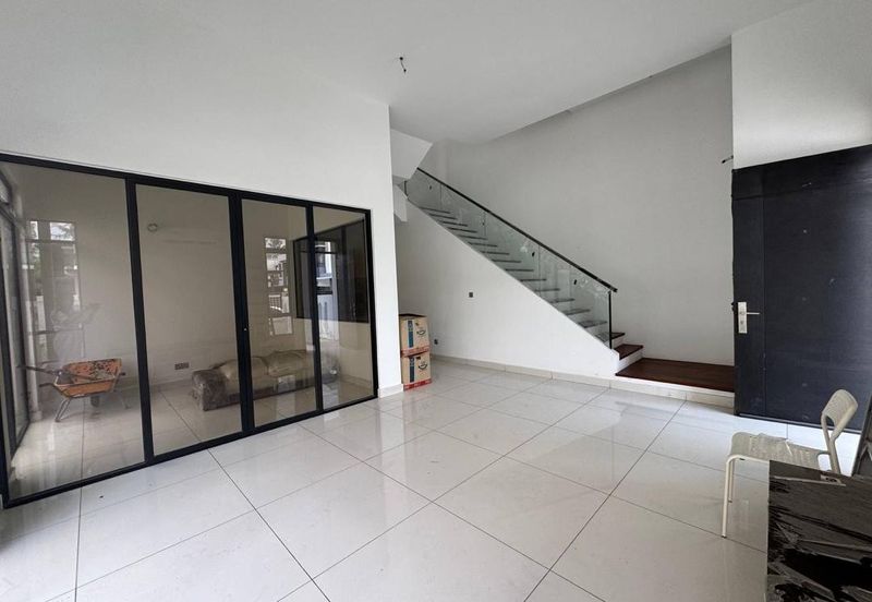 The Canal Garden South, Horizon Hills