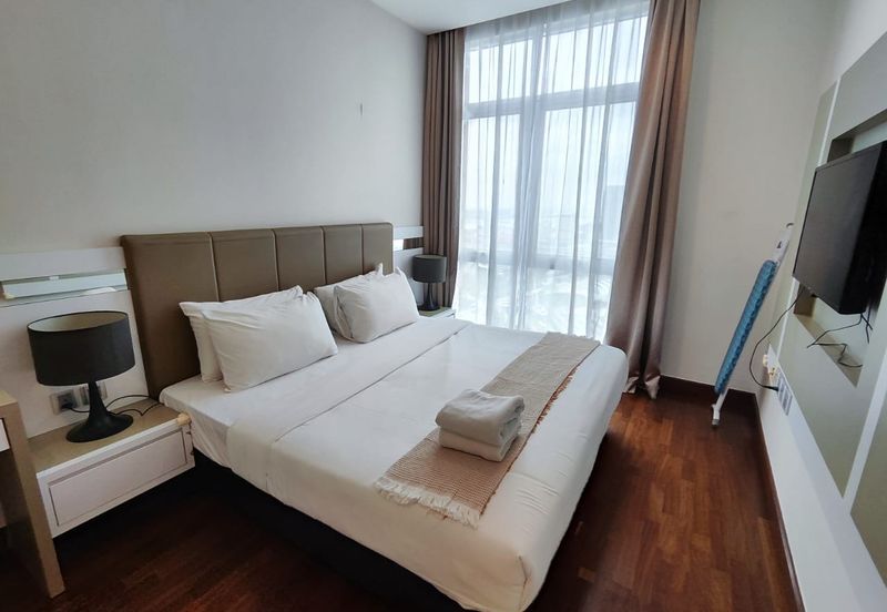 Paragon Suites @ CIQ