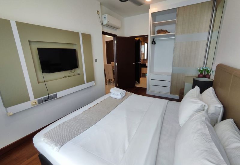 Paragon Suites @ CIQ