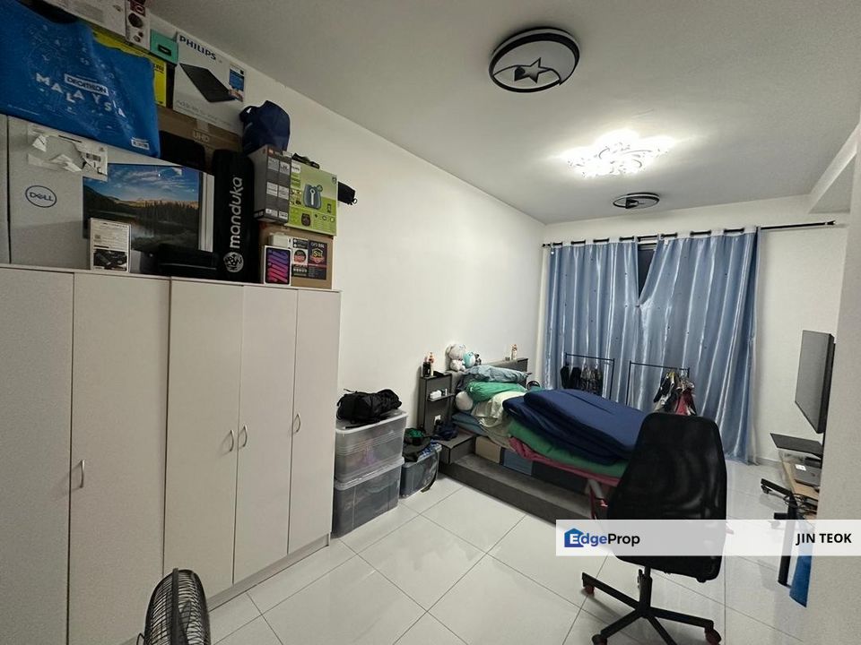 Sky Trees @ Bukit Indah Service Residence Dual Key Studio Partial Furnished, Johor, Nusajaya