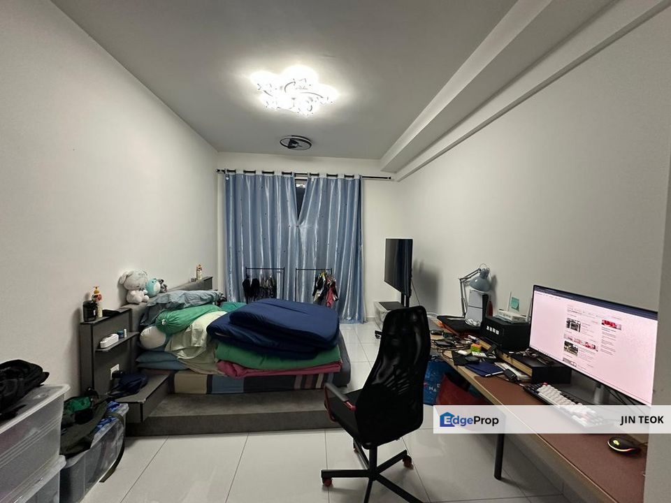 Sky Trees @ Bukit Indah Service Residence Dual Key Studio Partial Furnished, Johor, Nusajaya