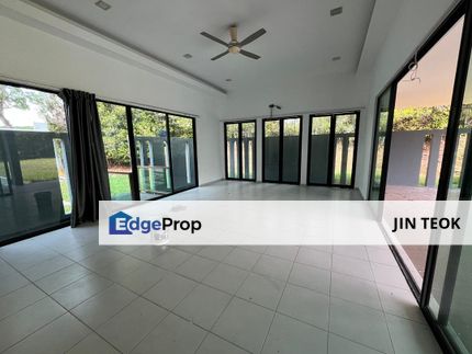 Ledang Heights Iskandar Puteri Bungalow with Private Pool Partial Furnished, Johor, Johor Bahru