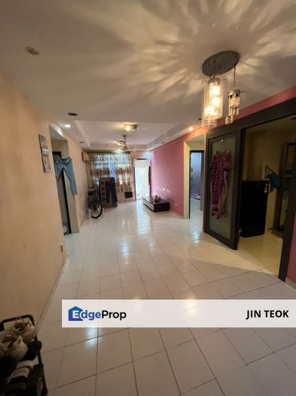 Villa Krystal Bandar Selesa Jaya Four Bedrooms Renovated Unit, Johor, Skudai