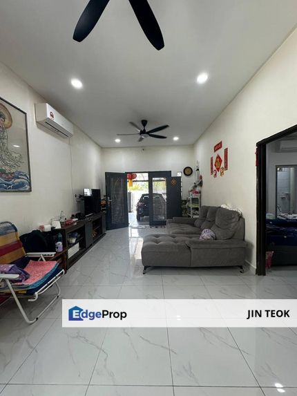 Taman Megah Ria Masai Johor Single Storey Semi D House, Johor, Masai