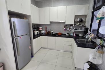 Twin Tower Residence