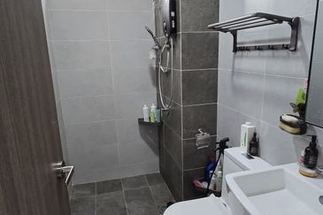 Twin Tower Residence