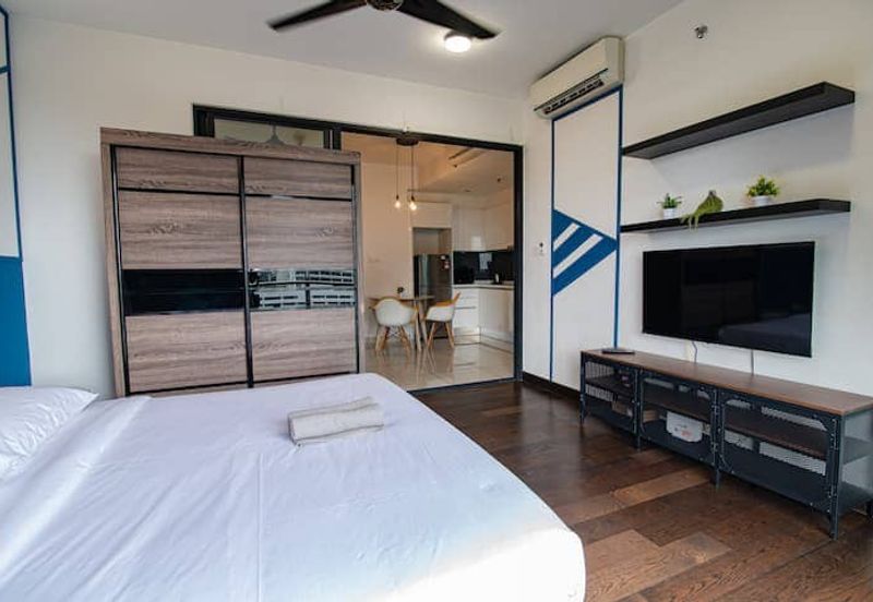 Almas Suites @ Puteri Harbour