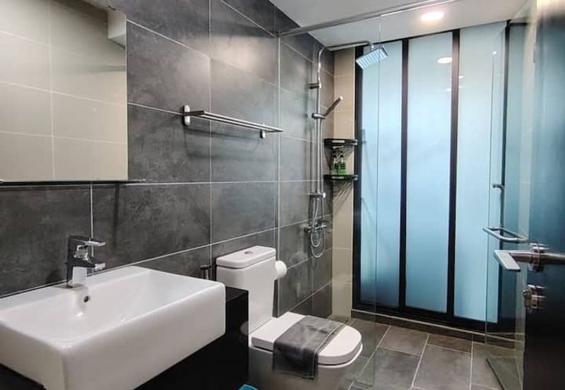 Almas Suites @ Puteri Harbour