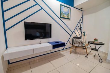 Almas Suites @ Puteri Harbour