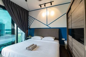 Almas Suites @ Puteri Harbour