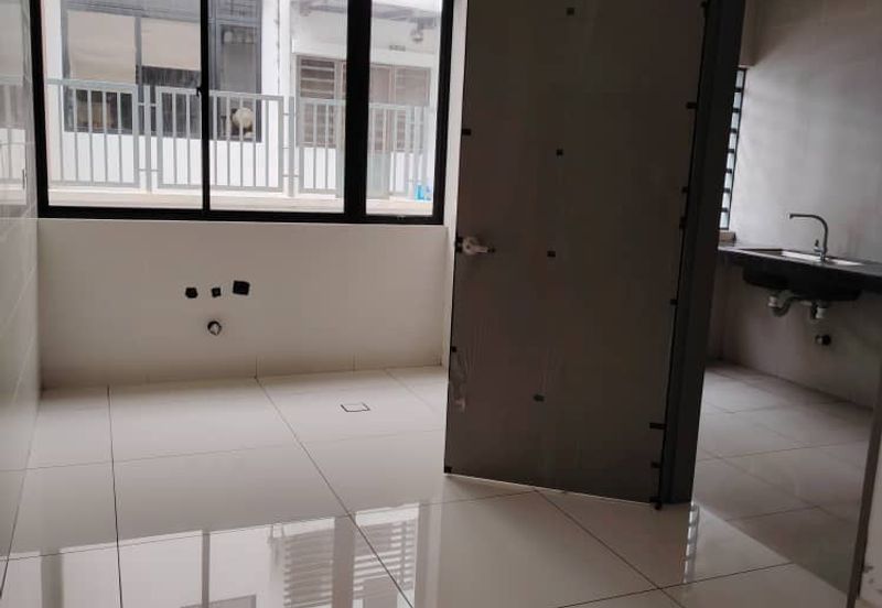 The Canal Garden South, Horizon Hills