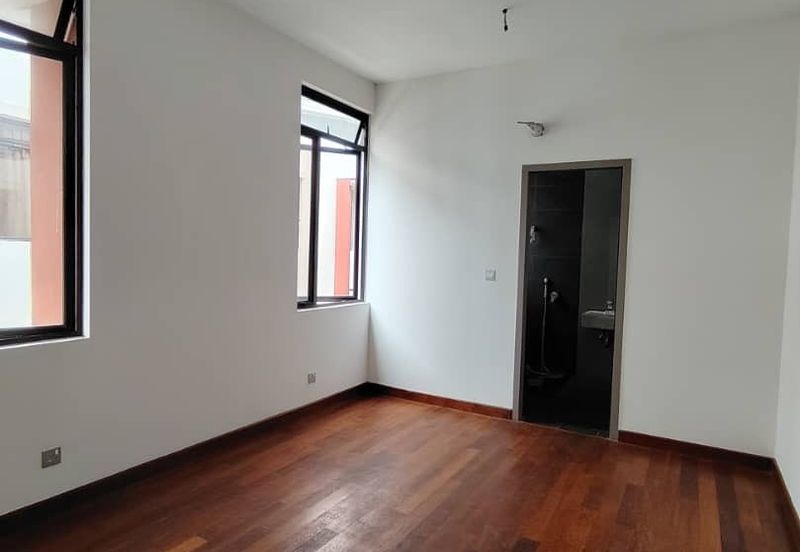 The Canal Garden South, Horizon Hills