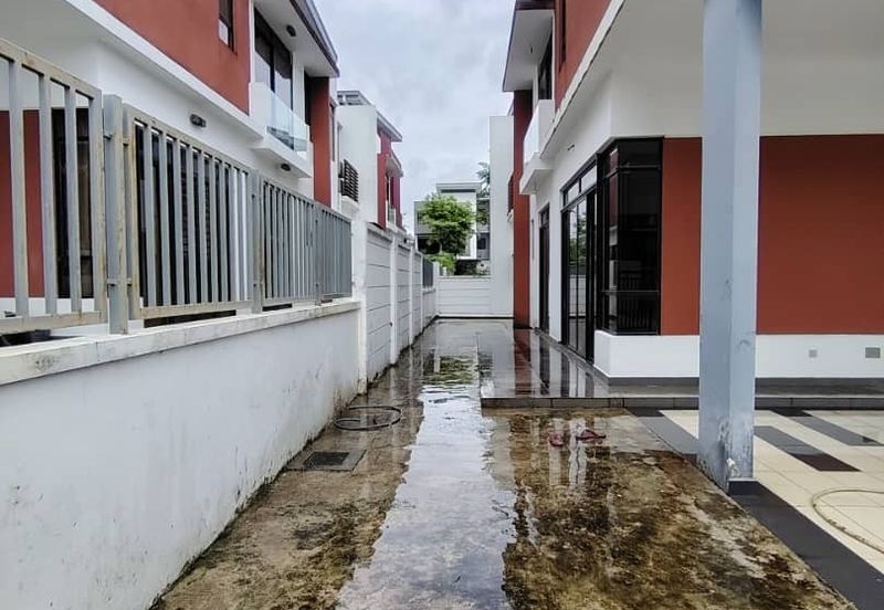 The Canal Garden South, Horizon Hills