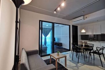 Almas Suites @ Puteri Harbour