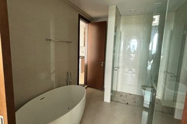 Puteri Cove Residences