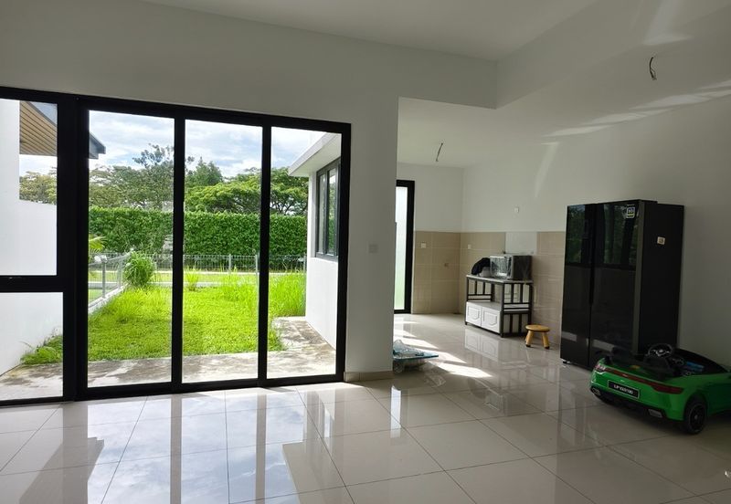 Sunway Citrine Lakehomes