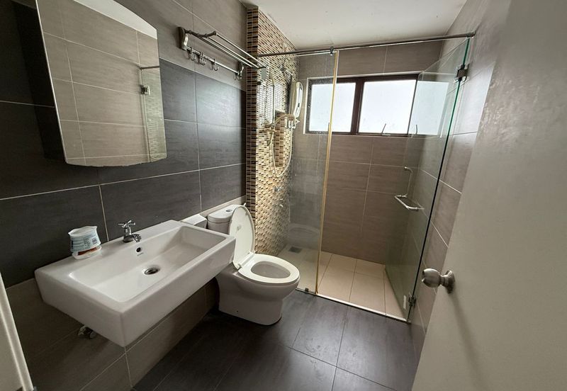 Ujana Executive Apartment