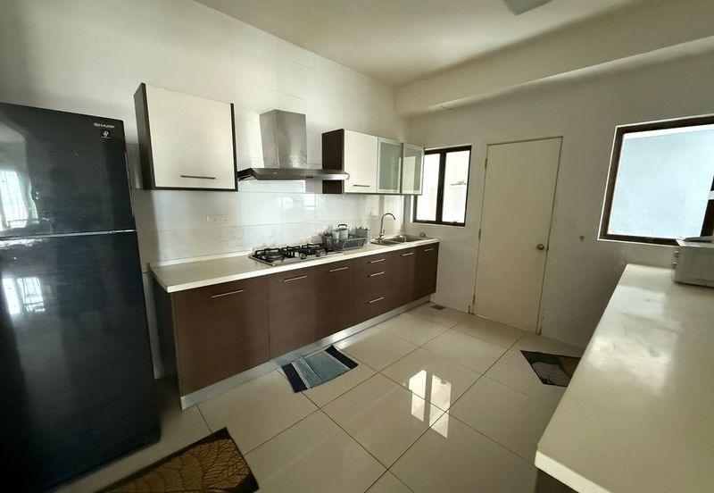 Ujana Executive Apartment