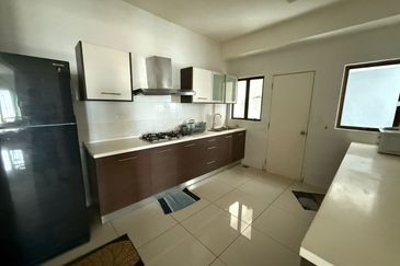 Ujana Executive Apartment