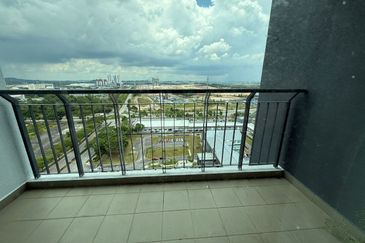 Ujana Executive Apartment