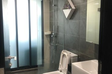 Almas Suites @ Puteri Harbour