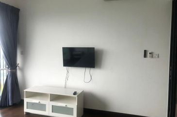 Almas Suites @ Puteri Harbour