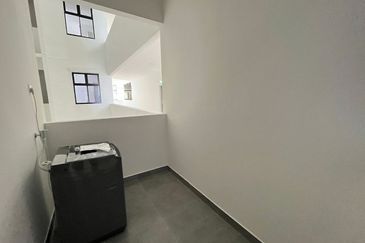 Twin Tower Residence