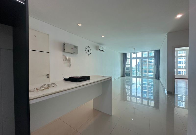 1Medini & Medini Signature