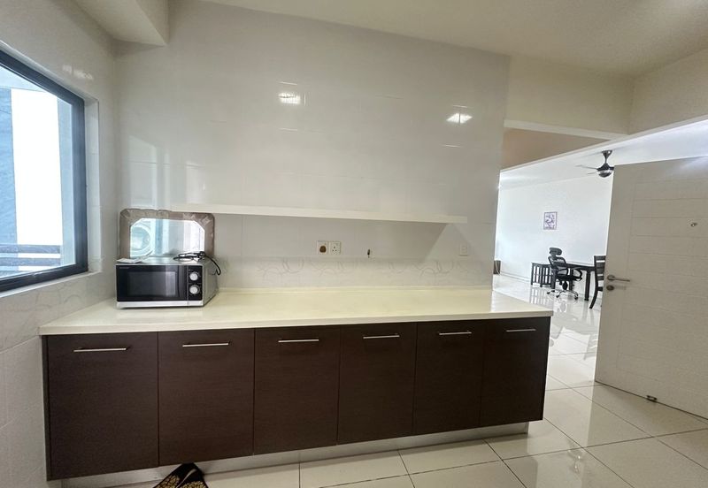 Ujana Executive Apartment