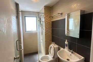 Ujana Executive Apartment