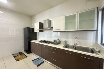 Ujana Executive Apartment