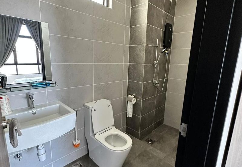 Twin Tower Residence