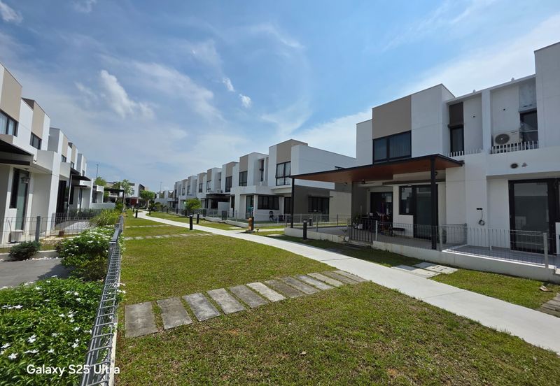 Sunway Citrine Lakehomes