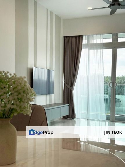 D'Suites Akasia Horizon Three Bedrooms Fully Furnished Fully Renovated, Johor, Horizon Hills