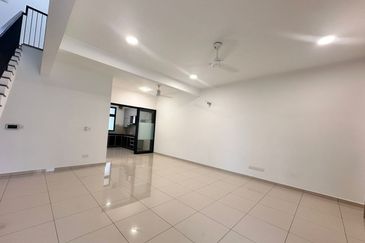 Sunway Citrine Lakehomes