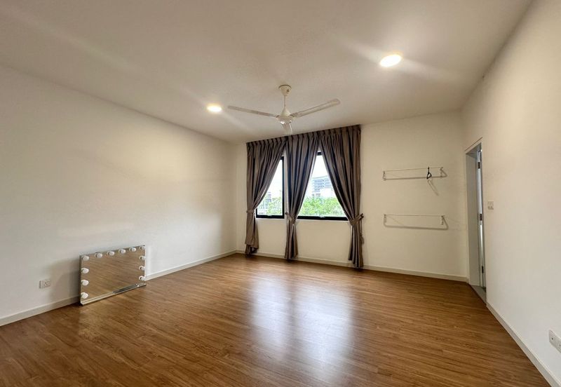 Sunway Citrine Lakehomes