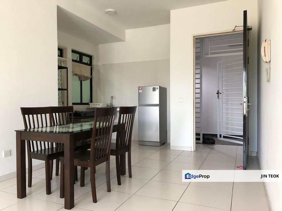 Sky View @ Bukit Indah Fully Furnished Low Floor Unit , Johor, Bukit Indah