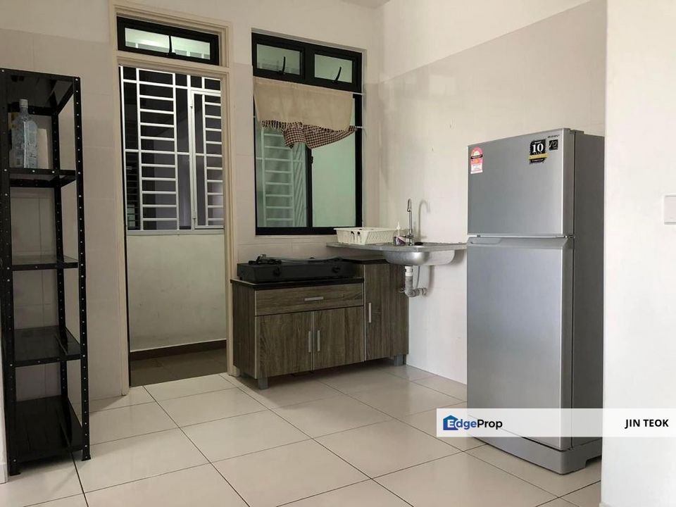 Sky View @ Bukit Indah Fully Furnished Low Floor Unit , Johor, Bukit Indah